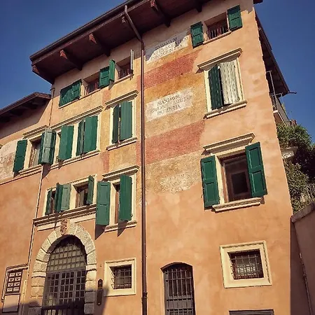 Relais Colle San Pietro فندق مبيت وإفطار *