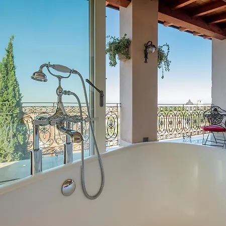 Relais Colle San Pietro B&B